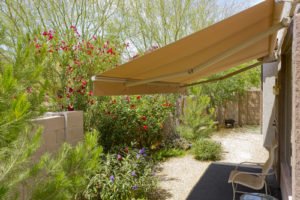 A good patio cover can incorporate the desert into it's design | (480) 926-2300