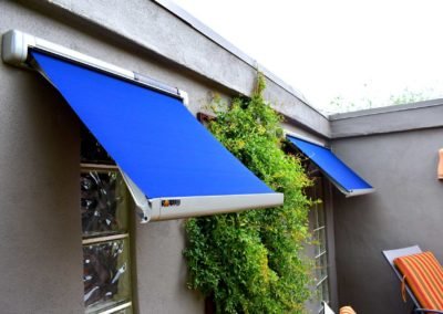 SOL-LUX SOLAR WINDOW AWNINGS
