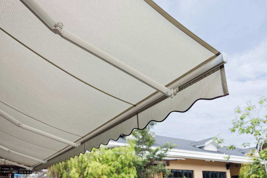 Awning vs Pergola